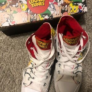 Looney Tunes Sneakers